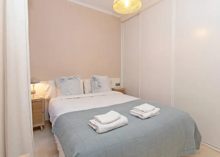 Апартаменты Guestready - Urban Retreat In *